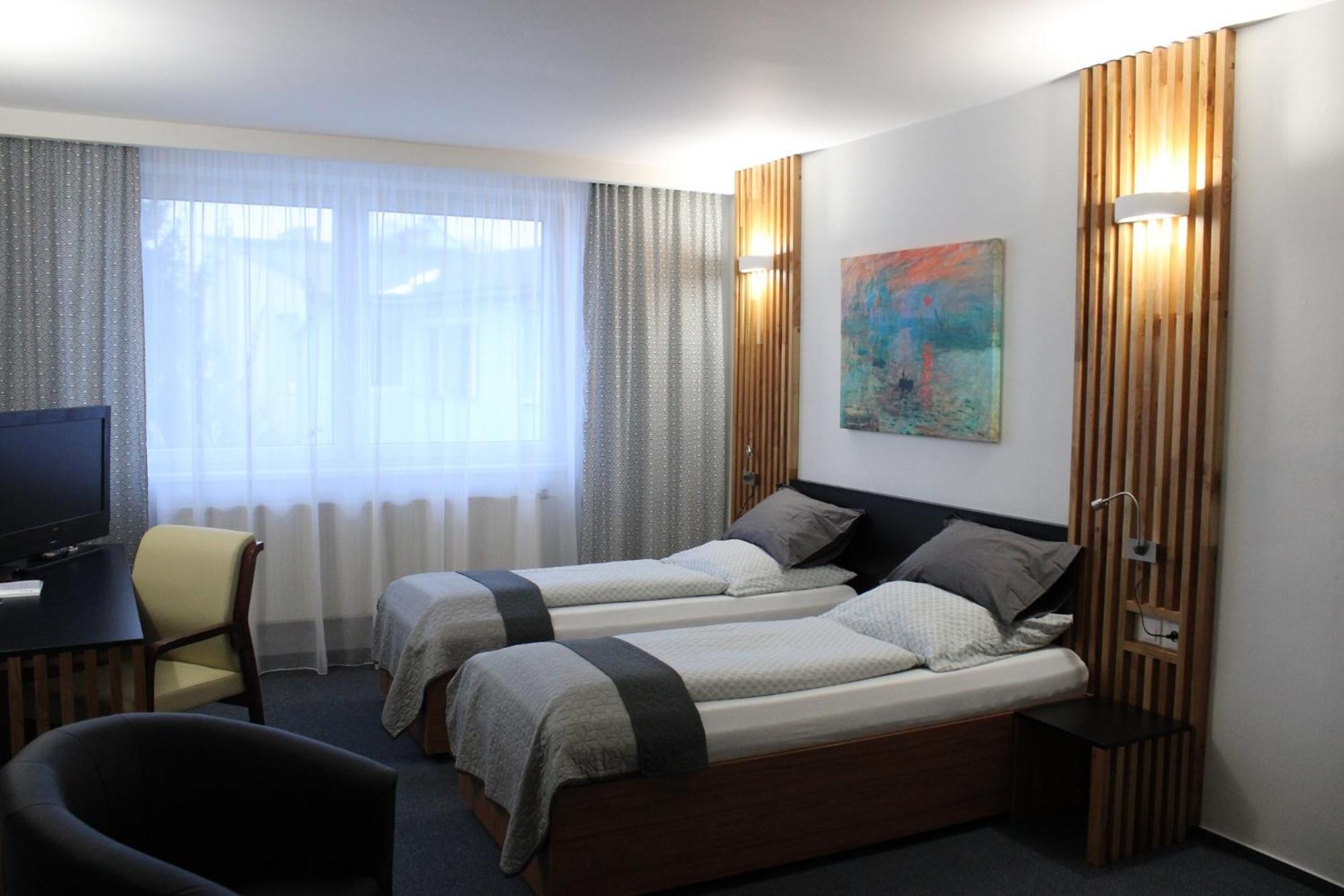 Hotel P7 Lučenec 外观 照片